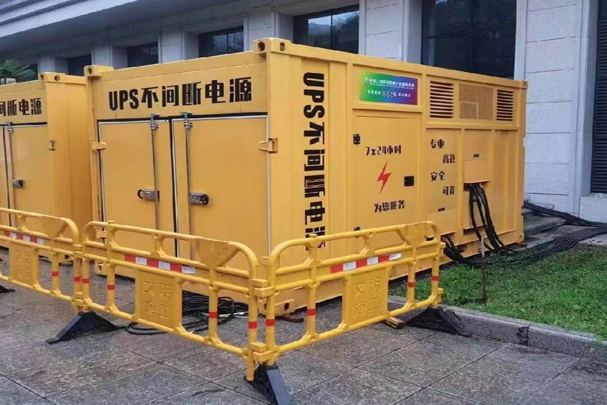 营根镇发电机租赁施工现场
